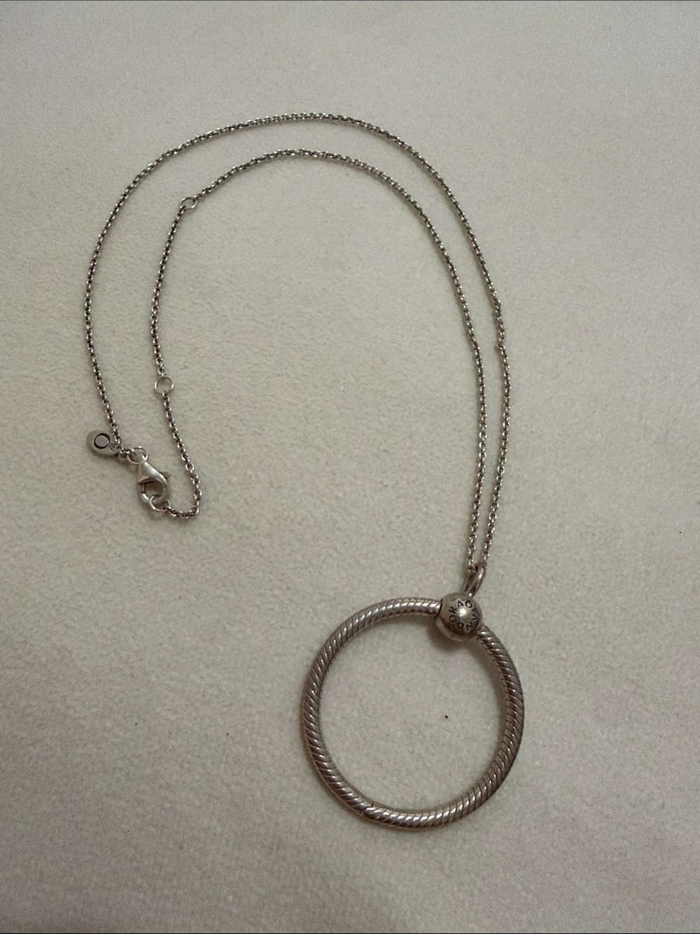 Pandora Chain and O pendant